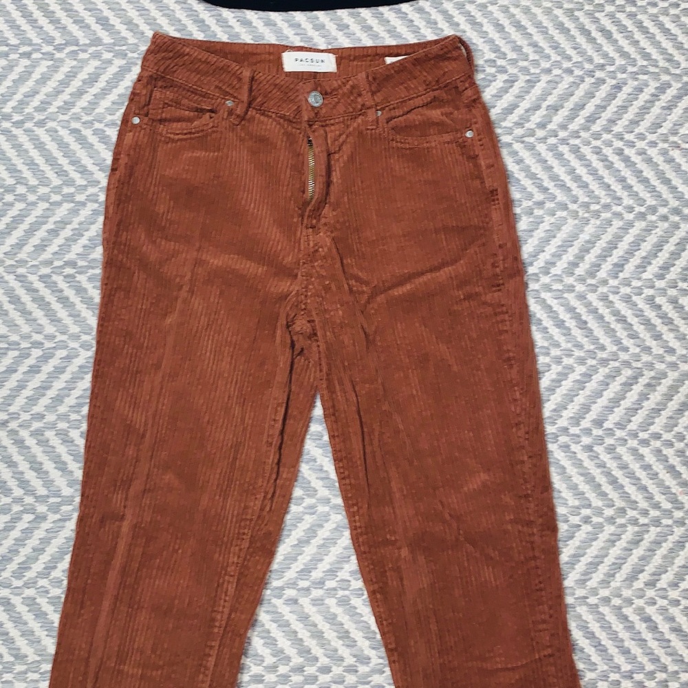 corduroyed pants